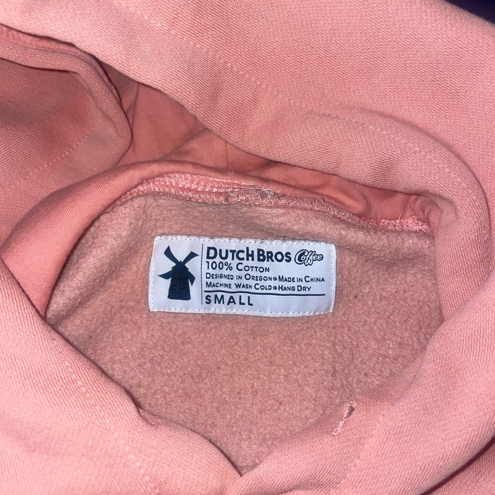 Dutch Bros Pullover  Sweatshirt peach/pink color